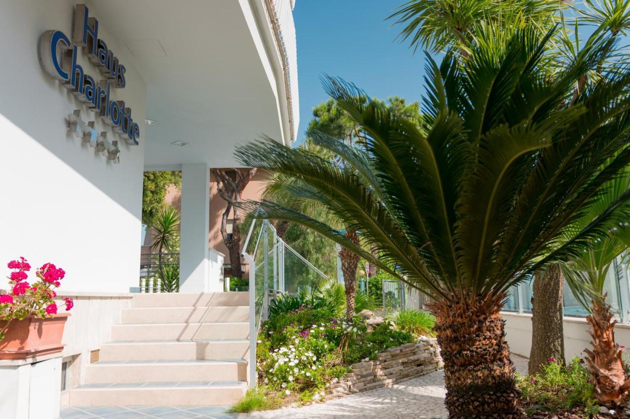 Hotel Haus Charlotte San Benedetto del Tronto Exterior foto